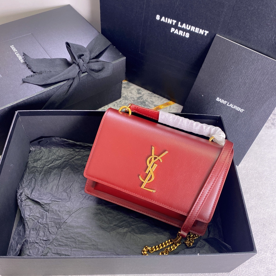 Y*L sunset chain wallet in smooth leather 7.4 x 5.5 x 2.1 inches
