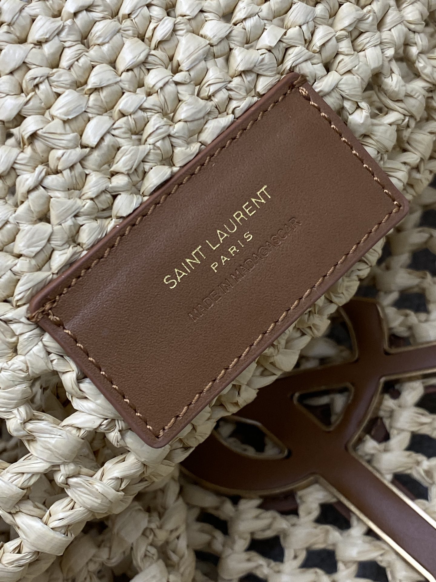Y*L icare in raffia color natural 14.6"-21.7"x16.9"x2"