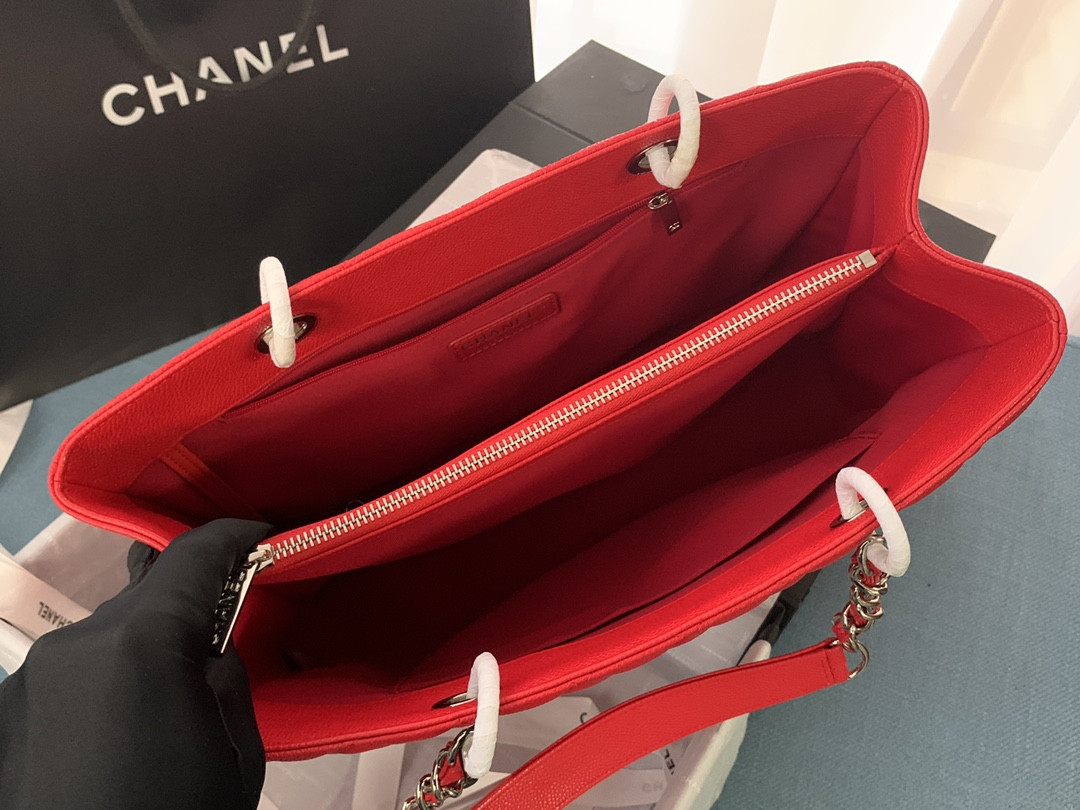 Ch*el gst caviar leather hardware 24x33x13cm