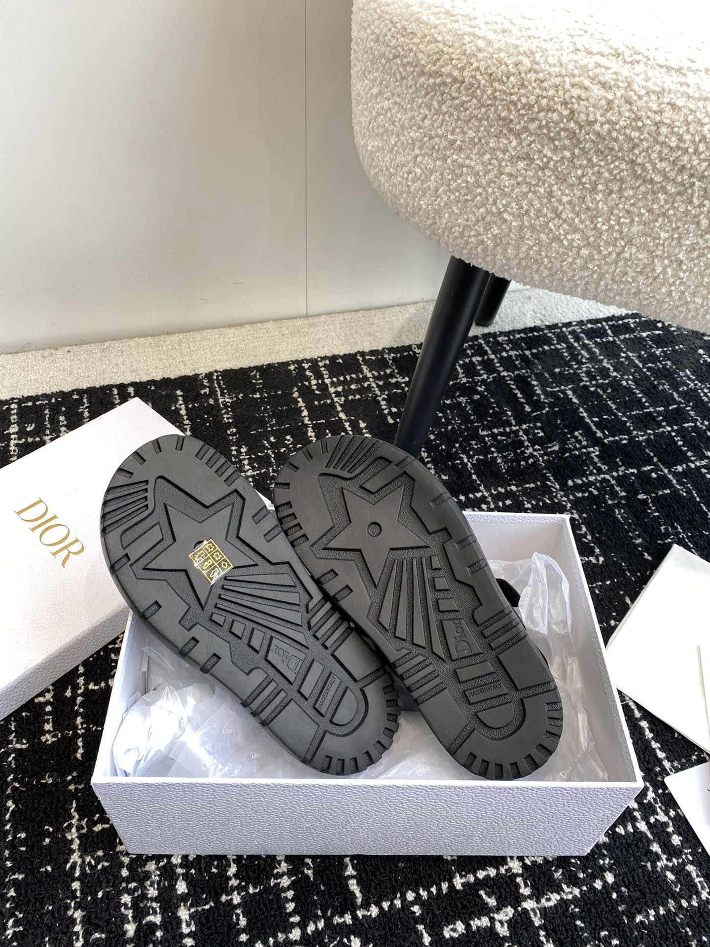 UA D-Wave Sandal