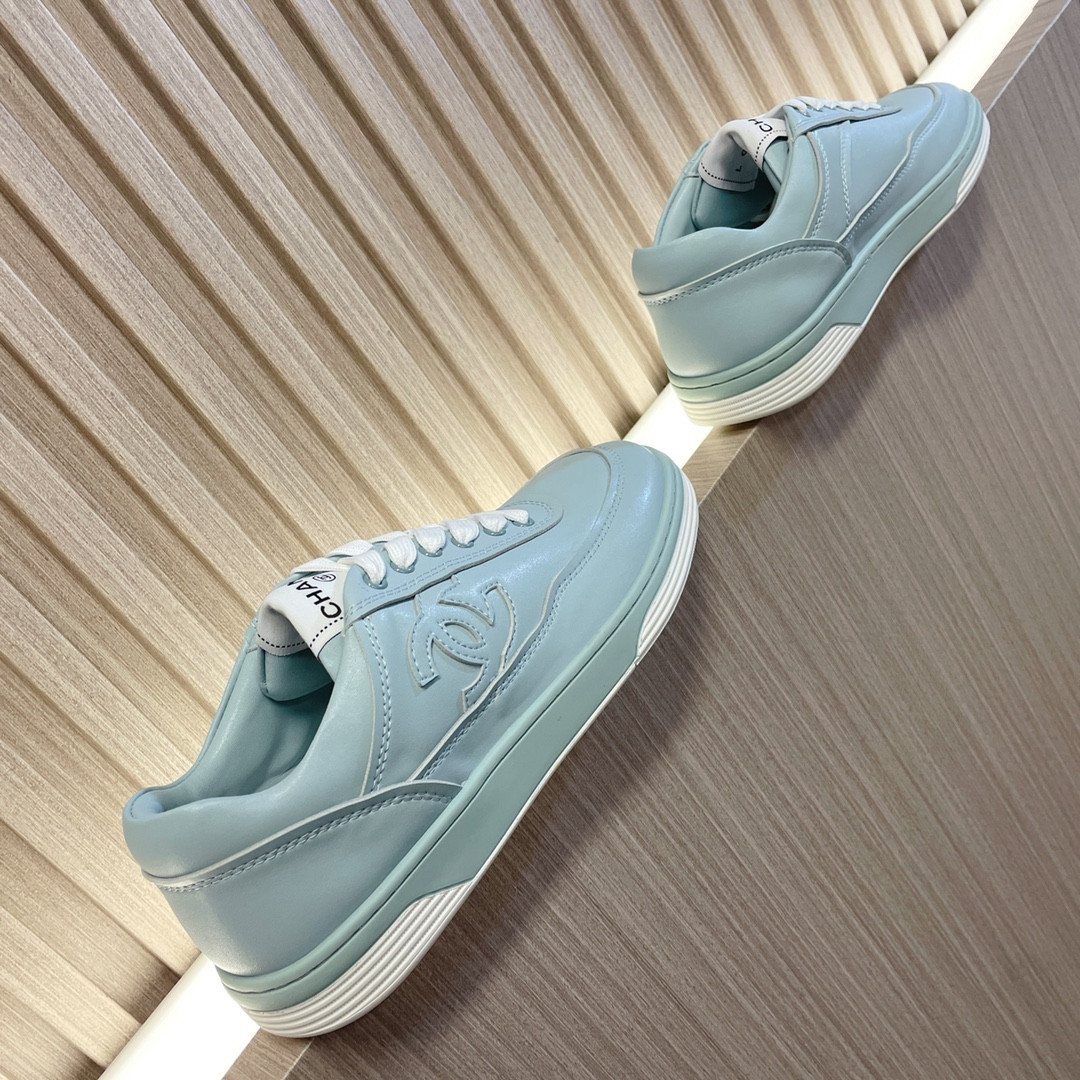 ua Ch*el sneakers calfskin