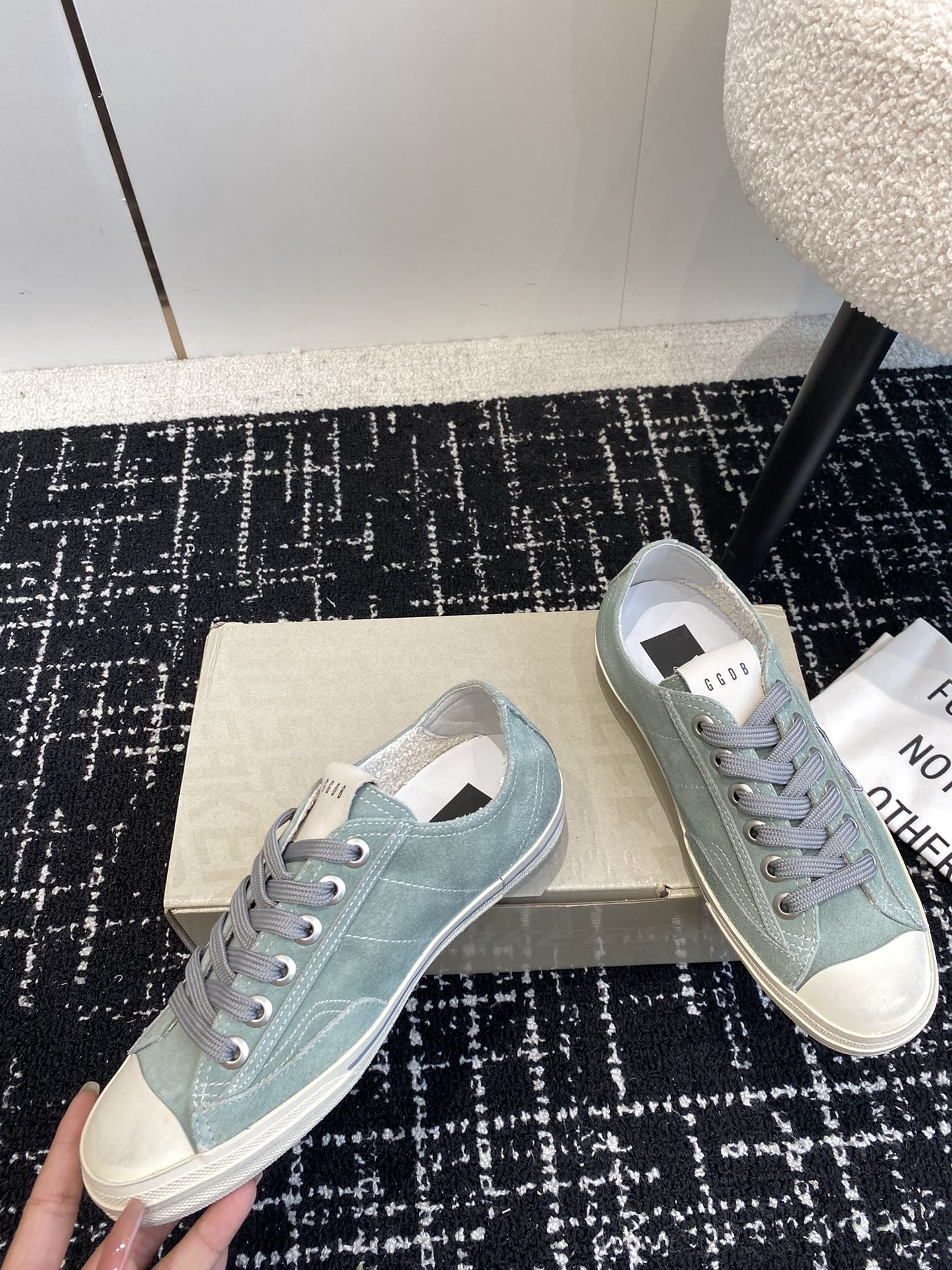 UA Golden Goose V-STAR Sneaker