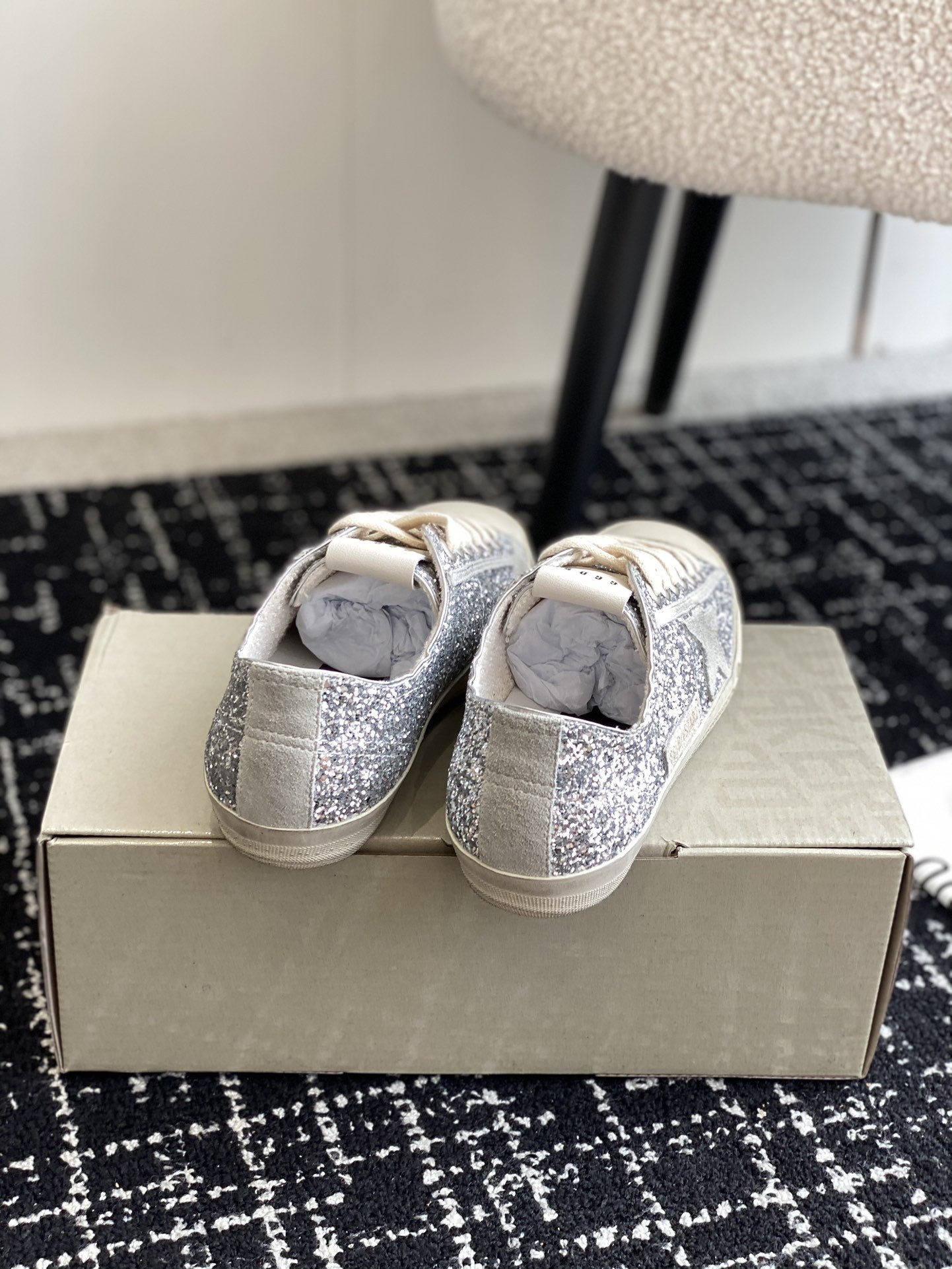 UA Golden Goose V-STAR Sneaker