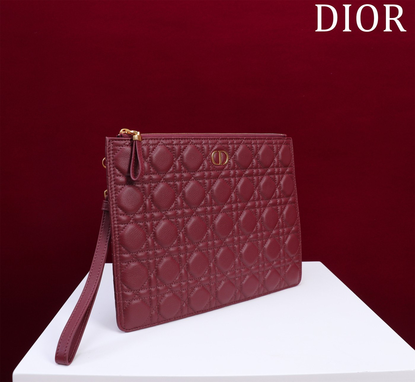 large D*or caro daily pouch 30 x 21.5 cm