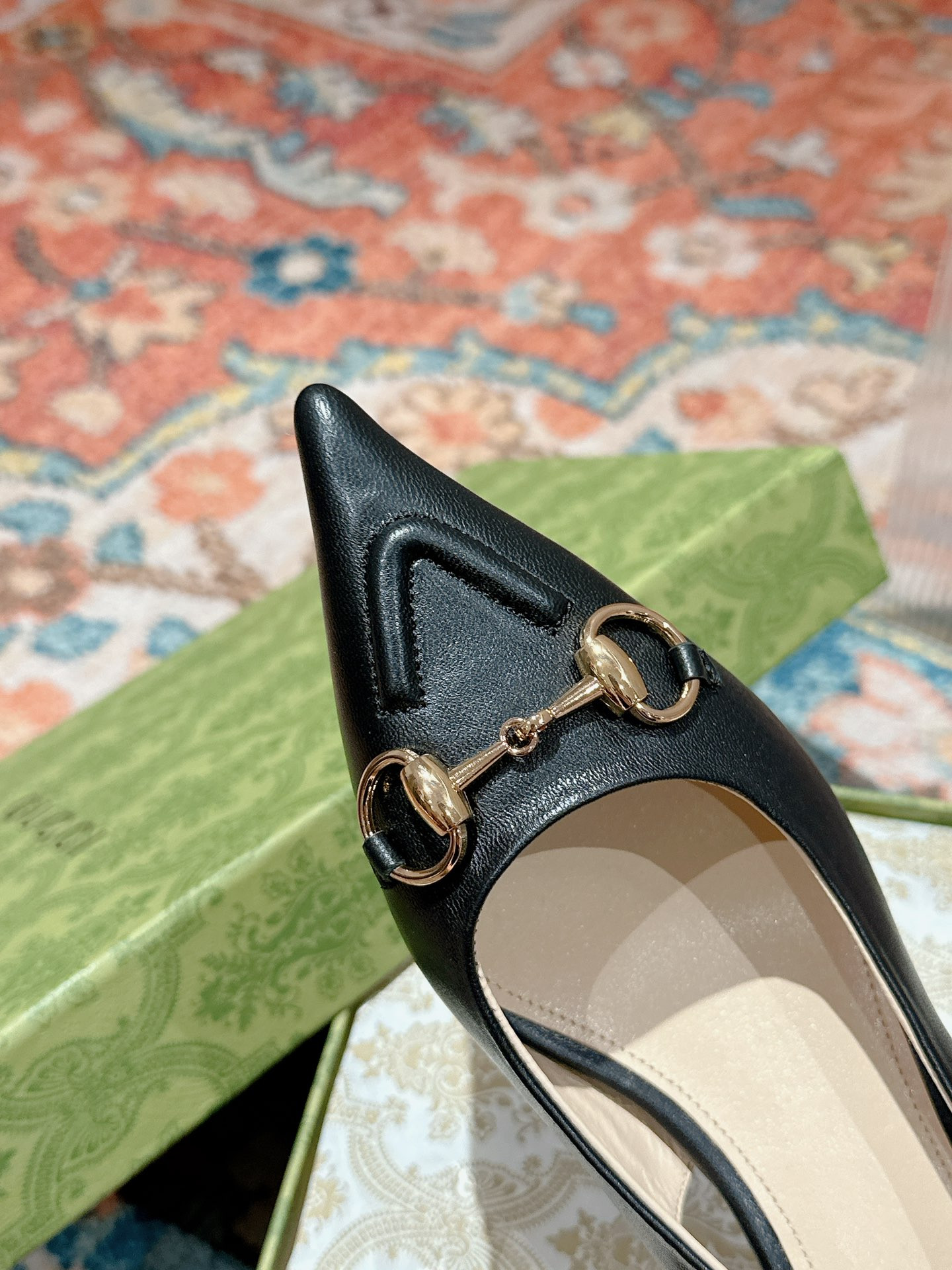 ua G*u*i horsebit slingback pump low heel