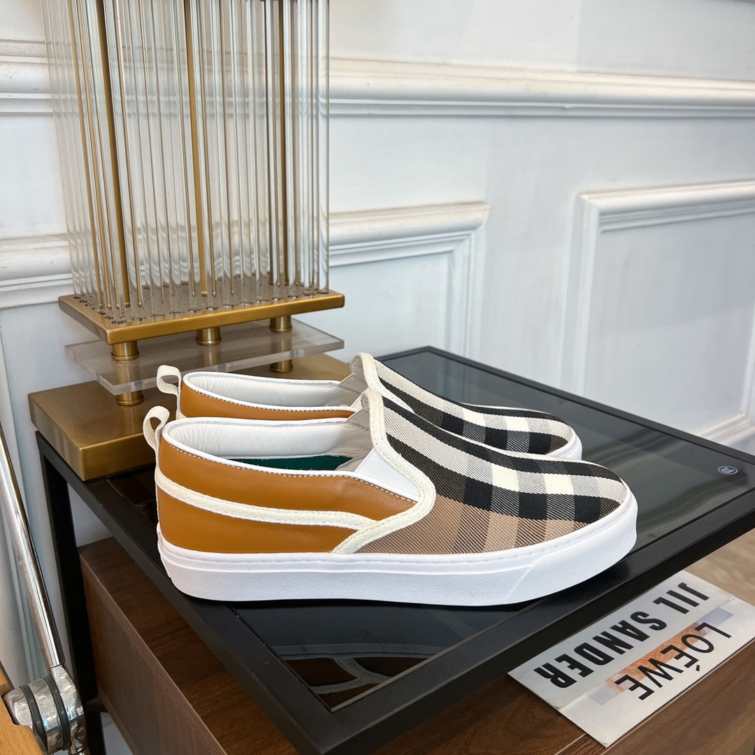 ua B**rry slip on sneakers