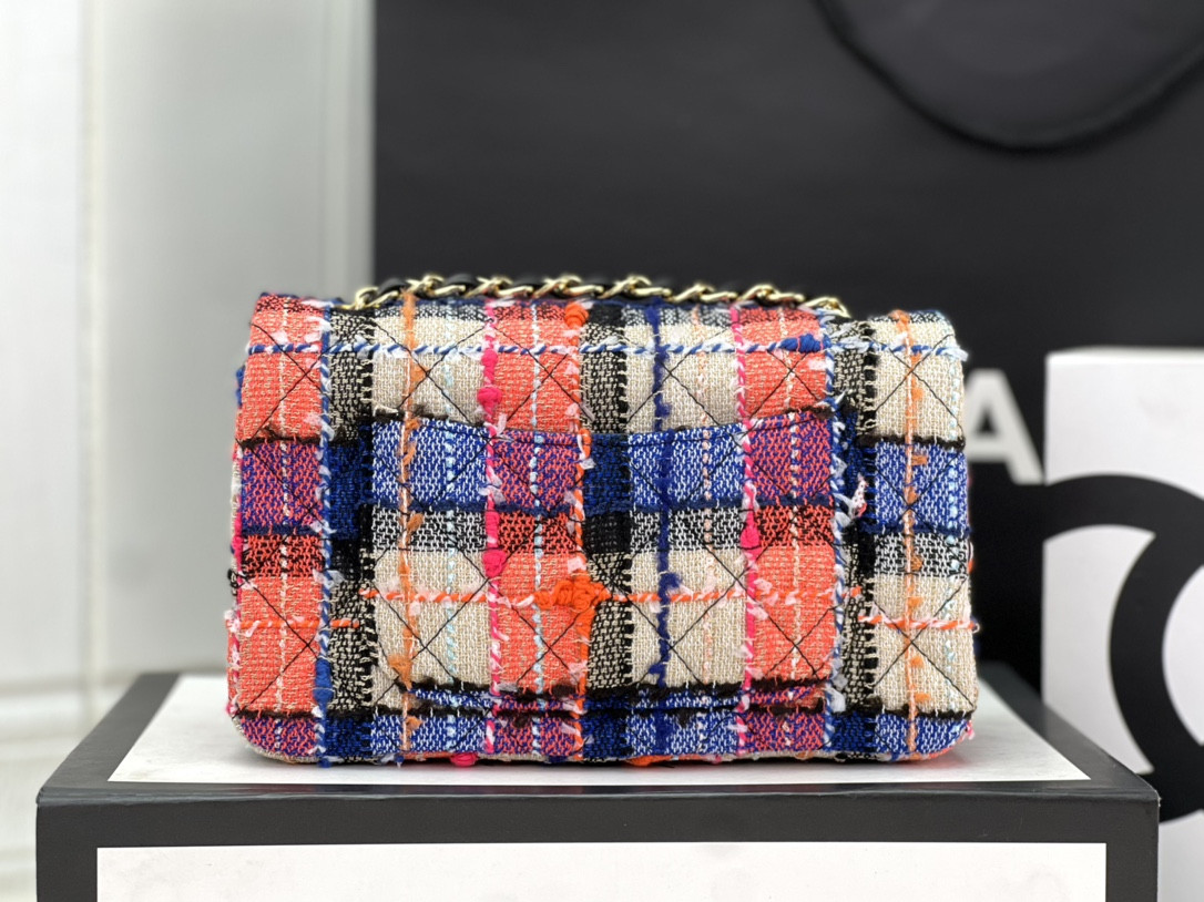 Ch*el classic flap bag 20cm