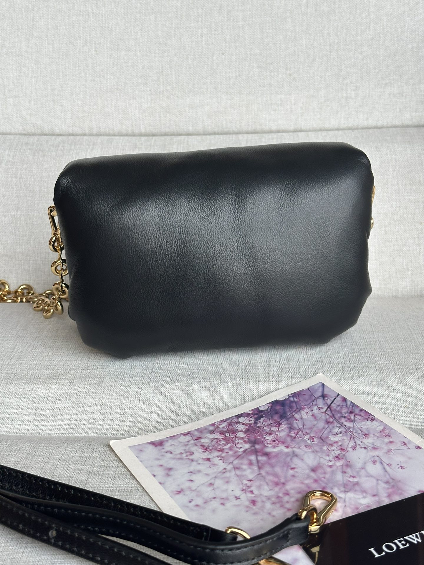 L0ew* mini puffer goya bag in shiny nappa lambskin 20x13x6cm