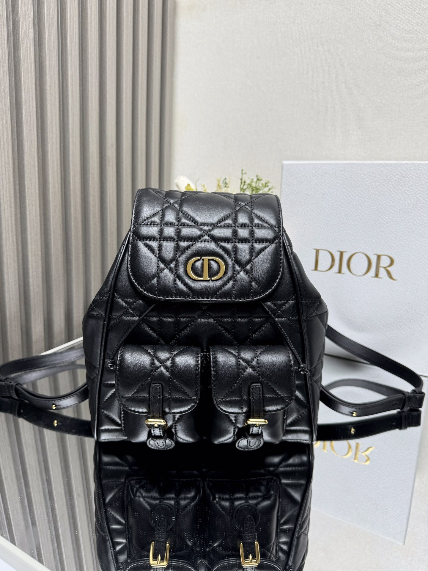 D*or caro backpack medium 23 x 26.7 x 12.5 cm