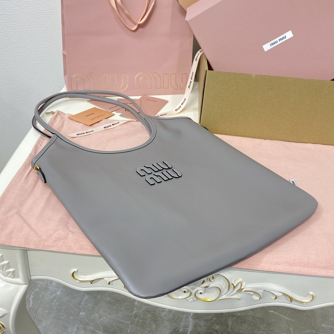 Miu Miu IVY leather bag 40x35cm