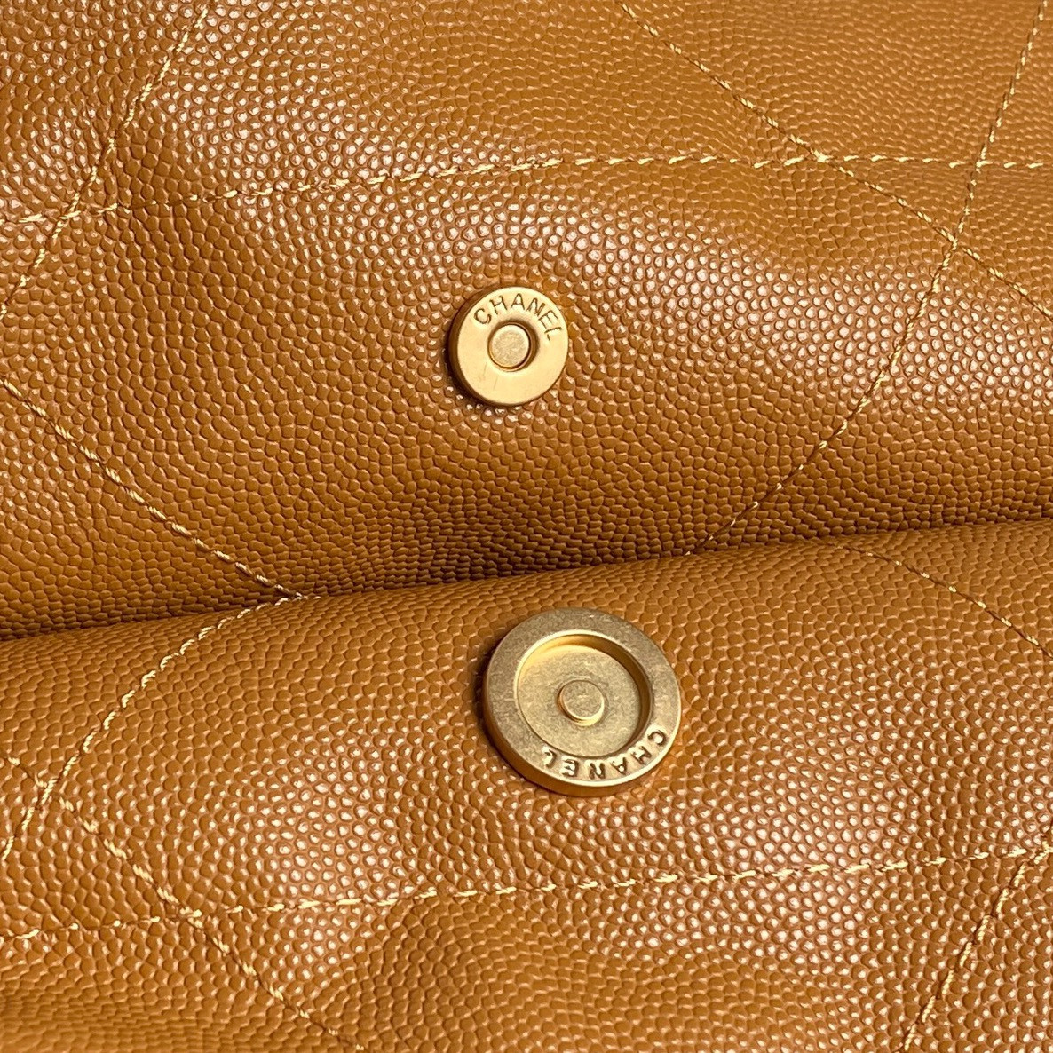 Ch*el 22 handbag 39cm
