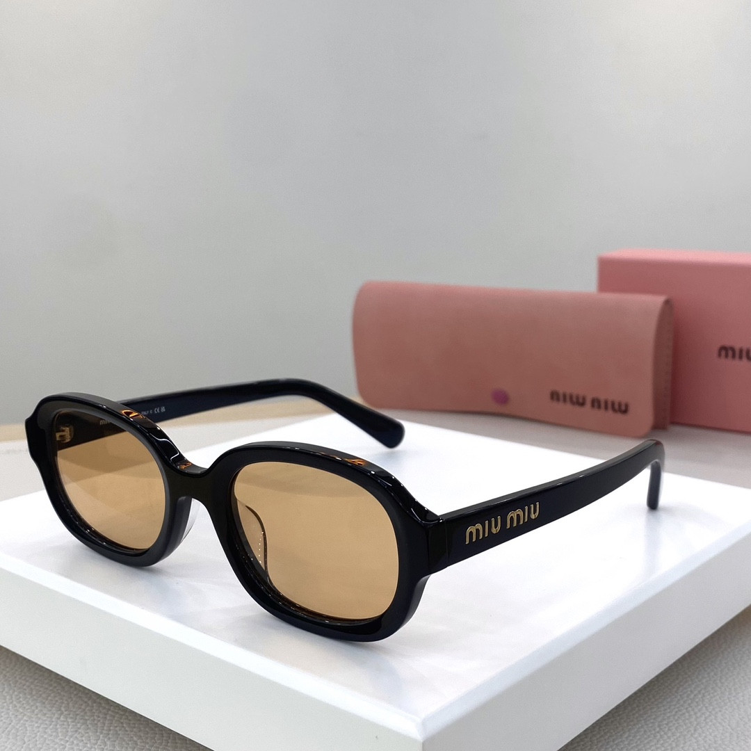 Miu Miu Glasses SMU18W