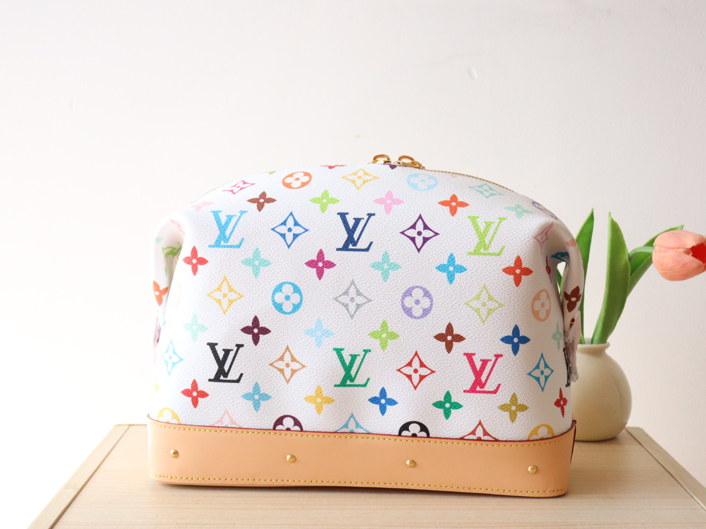 LV POCHETTE COSMÉTIQUE M13743 27x18x9cm