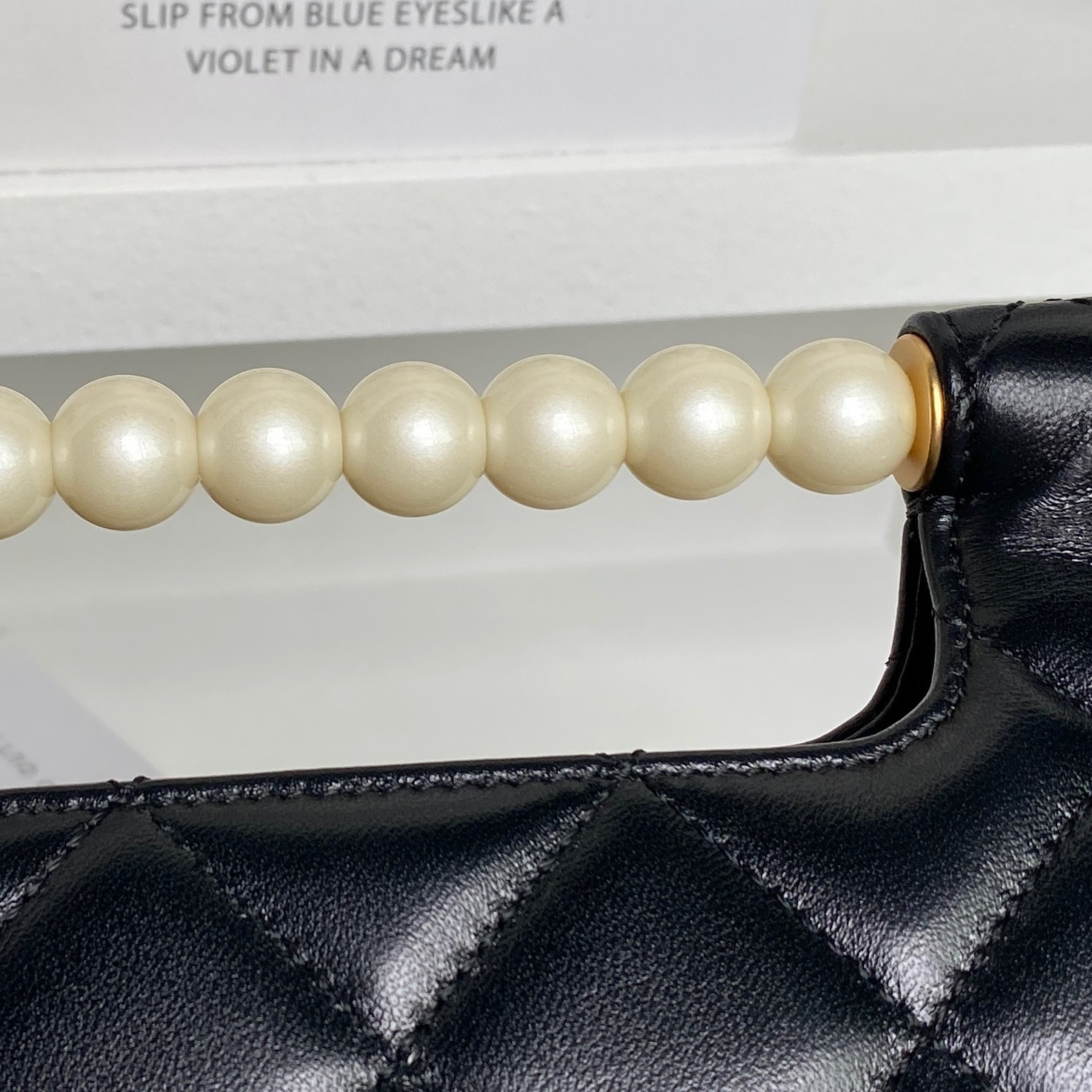 Ch*el 25p bag as5390 17.5×25×7cm