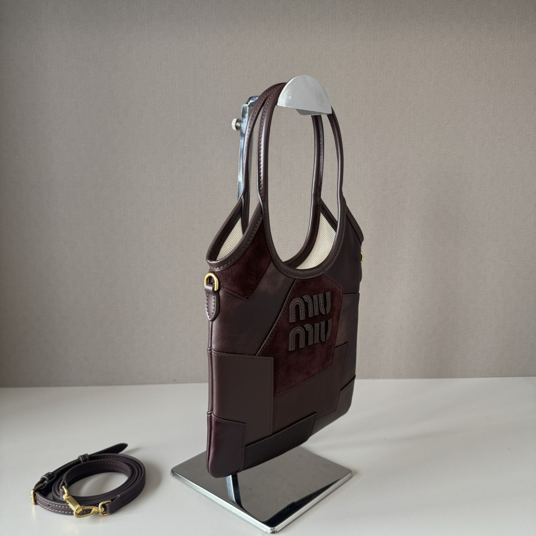 Miu Miu IVY leather handbag 24x20cm