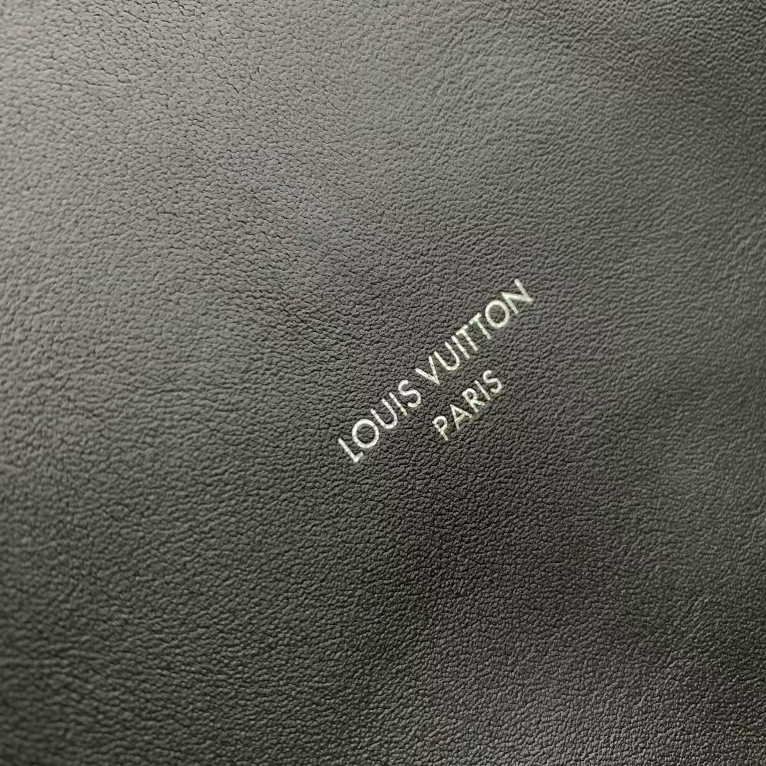 LV Off Duty Vibe MM M25545 33x24x11.5cm