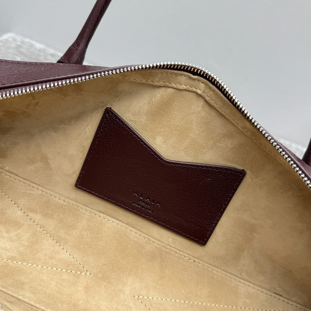 ALAÏA LE TECKEL MEDIUM BAG 33x11x10cm