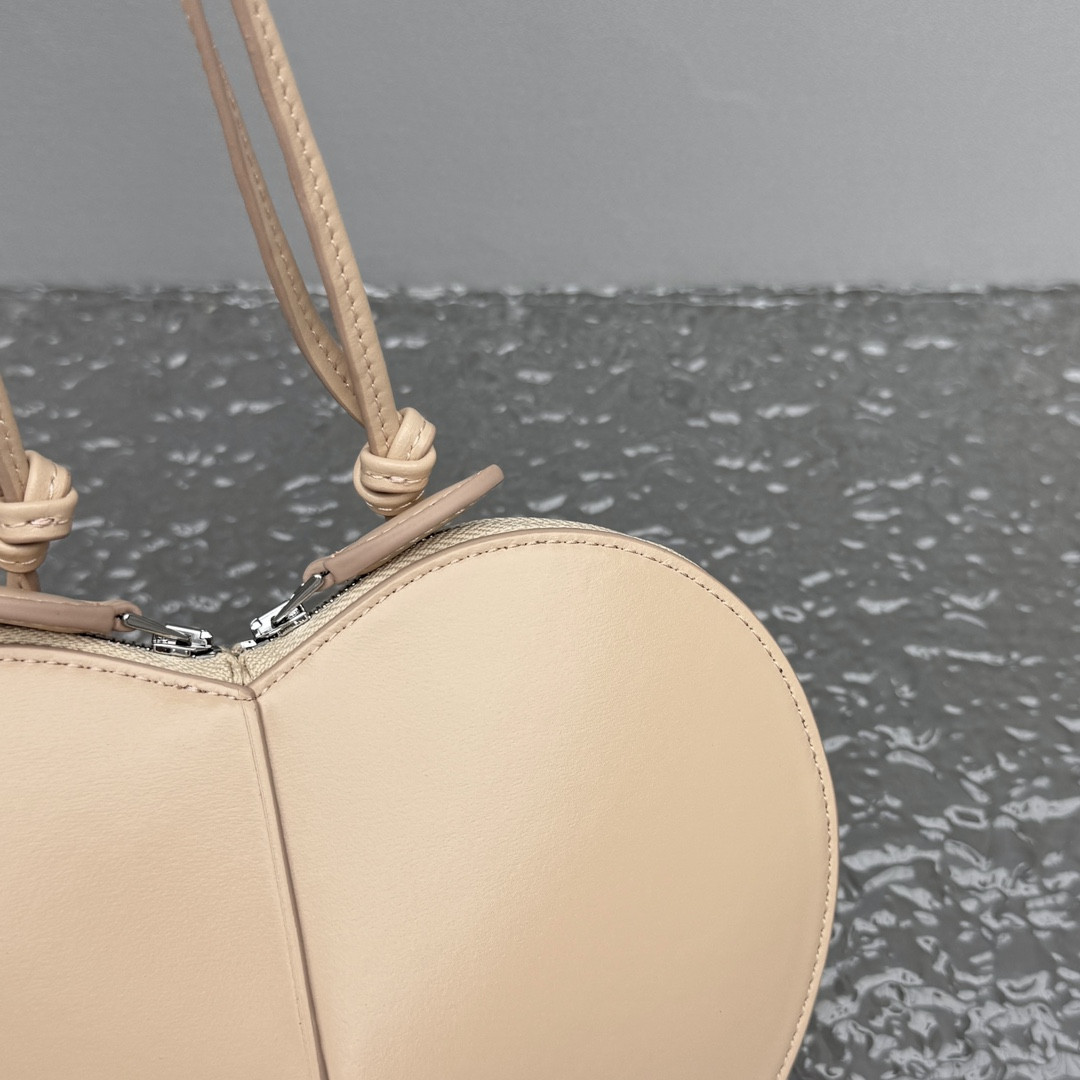 ALAÏA Le Coeur Heart Bag 18.5x20.5x5cm