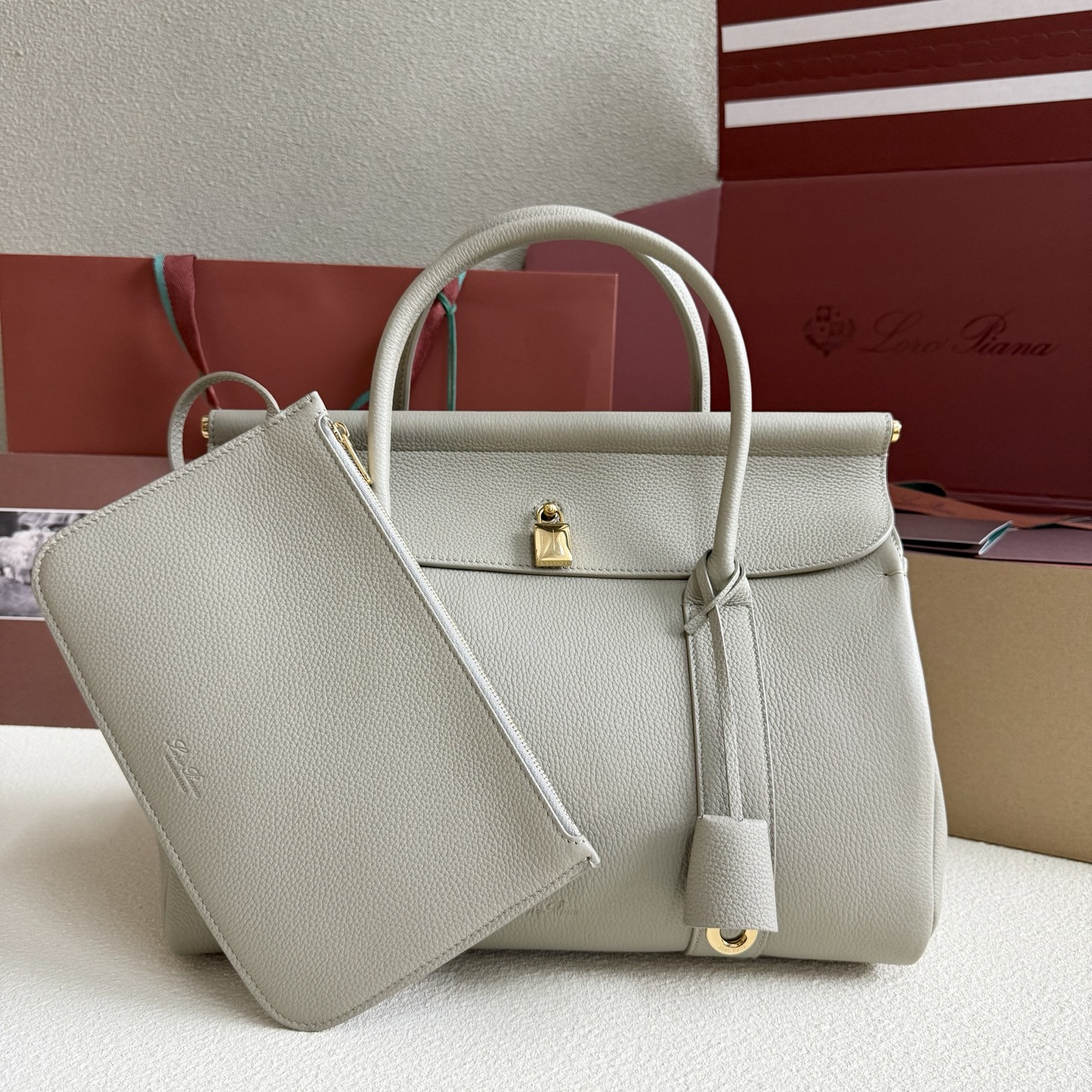 L**o p*ana loom l32 calfskin 33x23x18cm