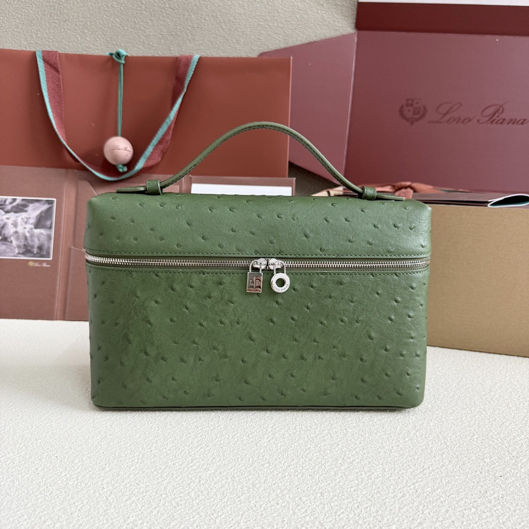 L**o p*ana extra pocket l27 ostrich-grained leather 16x27x10cm