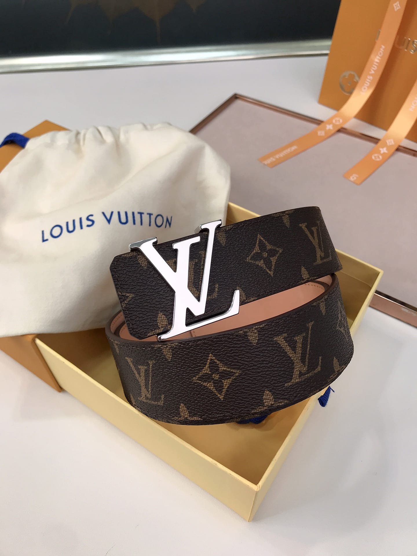 L0vis Vvtt0n Initiales Reversible Monogram Eclipse Canvas Belt Silver Metal 4Cm