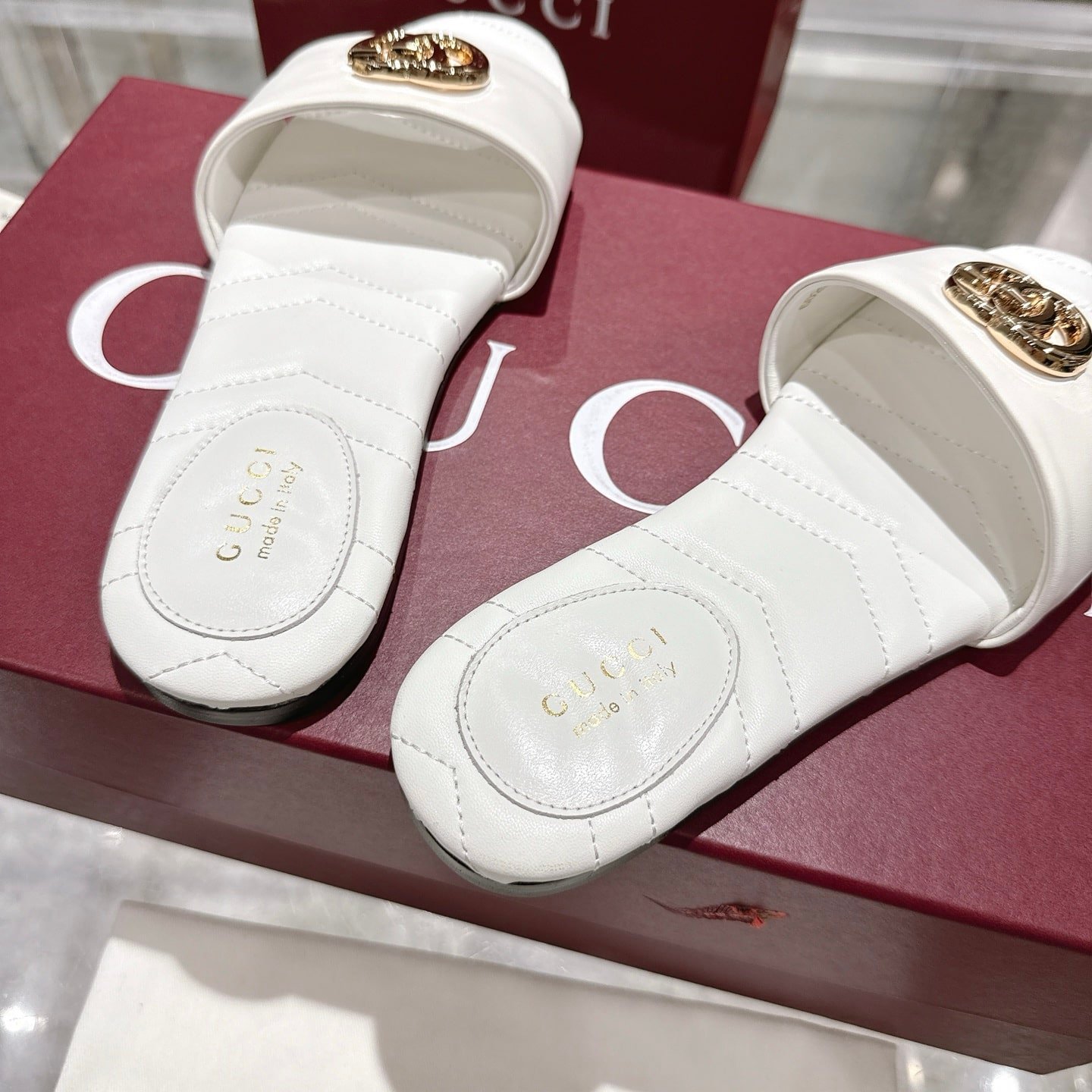 Gvc*1 Women Slide Sandal With Double G White 832449 Bko00 9540