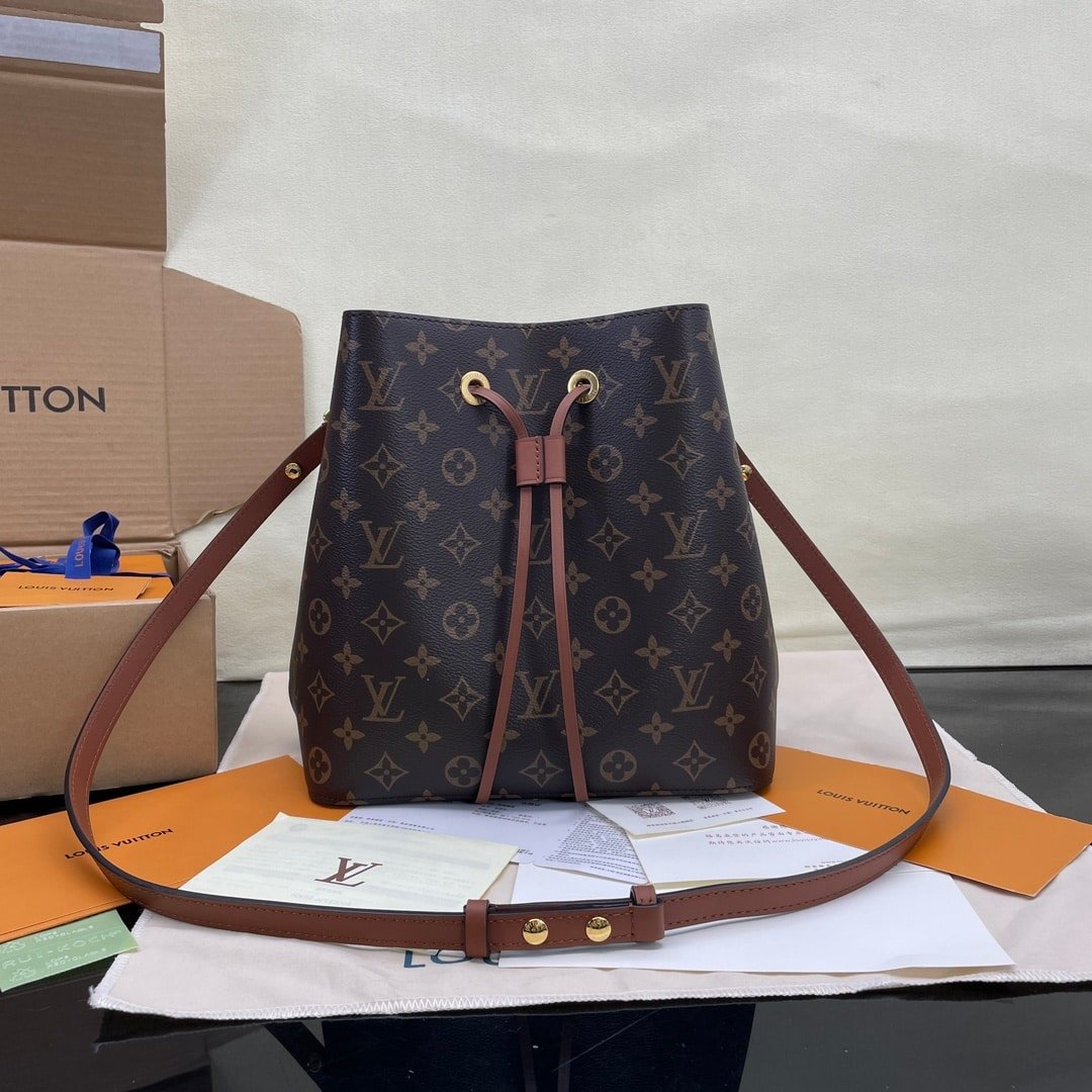 [S*per Vip 1:1] L0vis Vvtt0n Néonoé MM Brown 26Cm M44887
