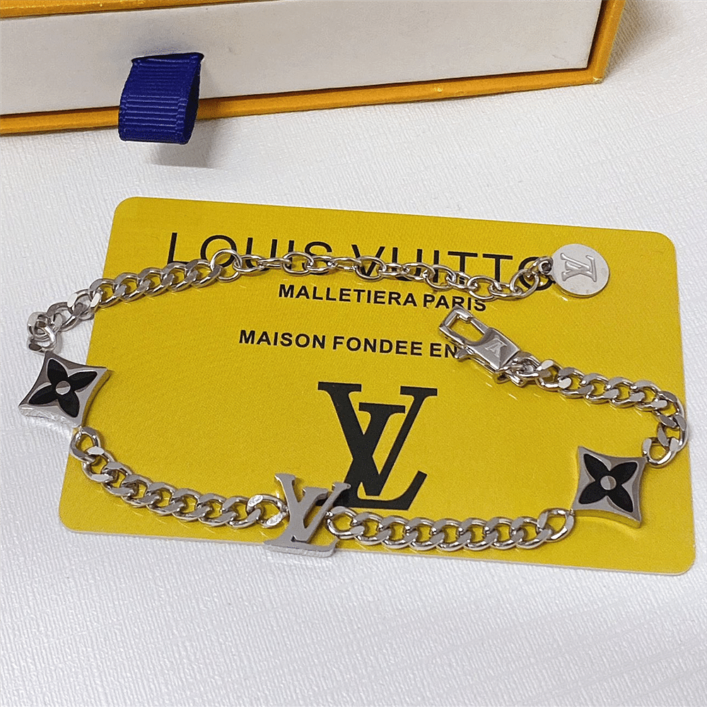 L0vis Vvtt0n Lv Spike Bracelet Silver M1520A