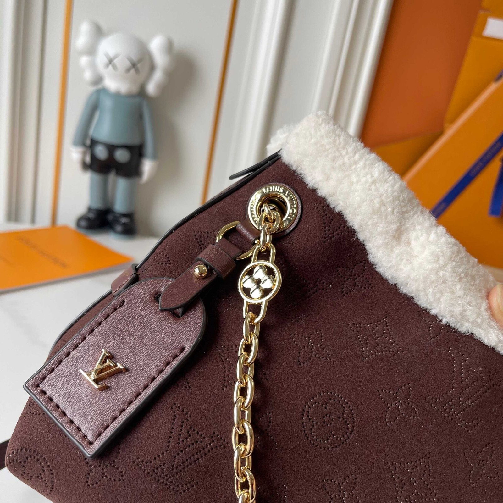 L0vis Vvtt0n Carryall BB Chocolate 26Cm