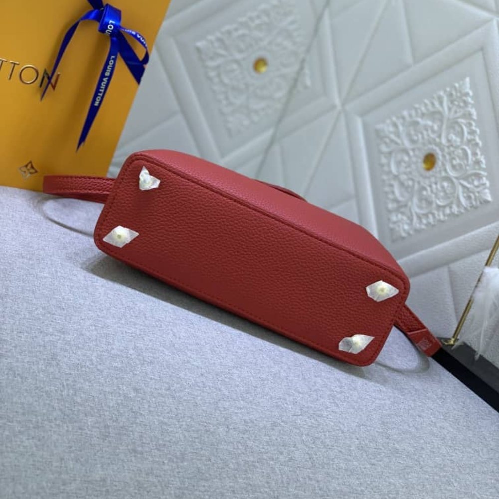 L0vis Vvtt0n Capucines Bb Bag Scarlet Red 27Cm M52689