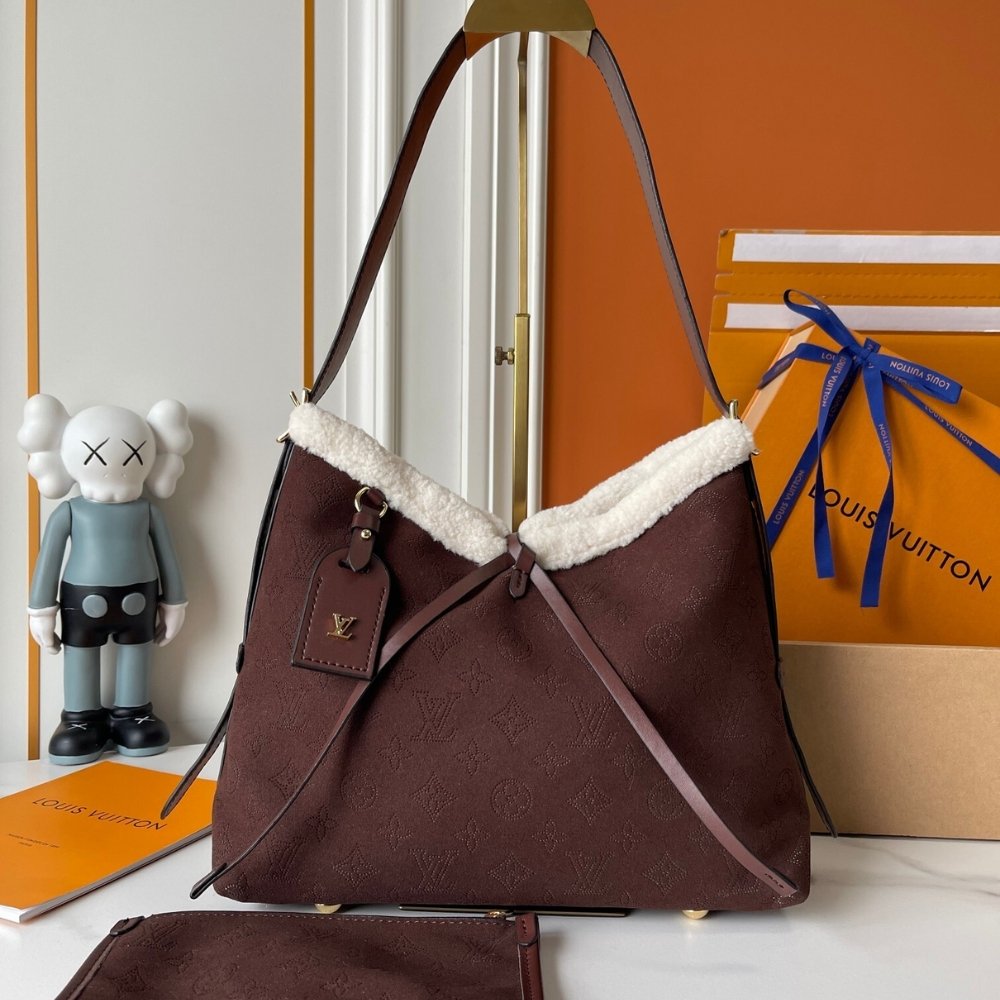 L0vis Vvtt0n Carryall PM Chocalate Brown 29Cm M26421