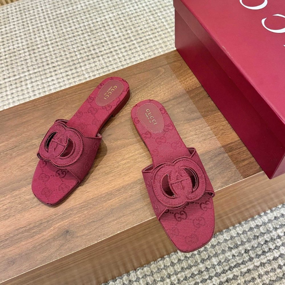 Gvc*1 Women Slide Sandal With Interlocking G Rosso Ancora Red Gg Canvas ‎790447 9Sf00 8549