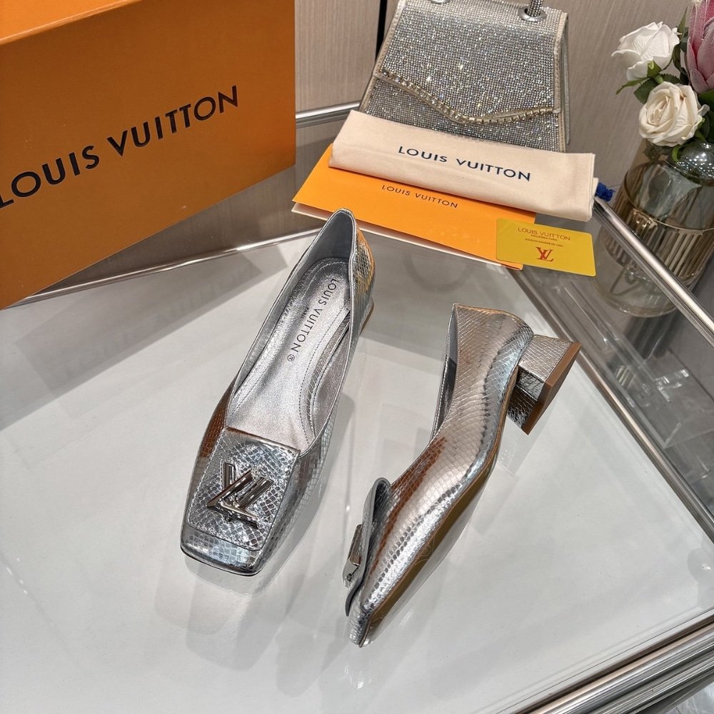 L0vis Vvtt0n Shake Pump Silver