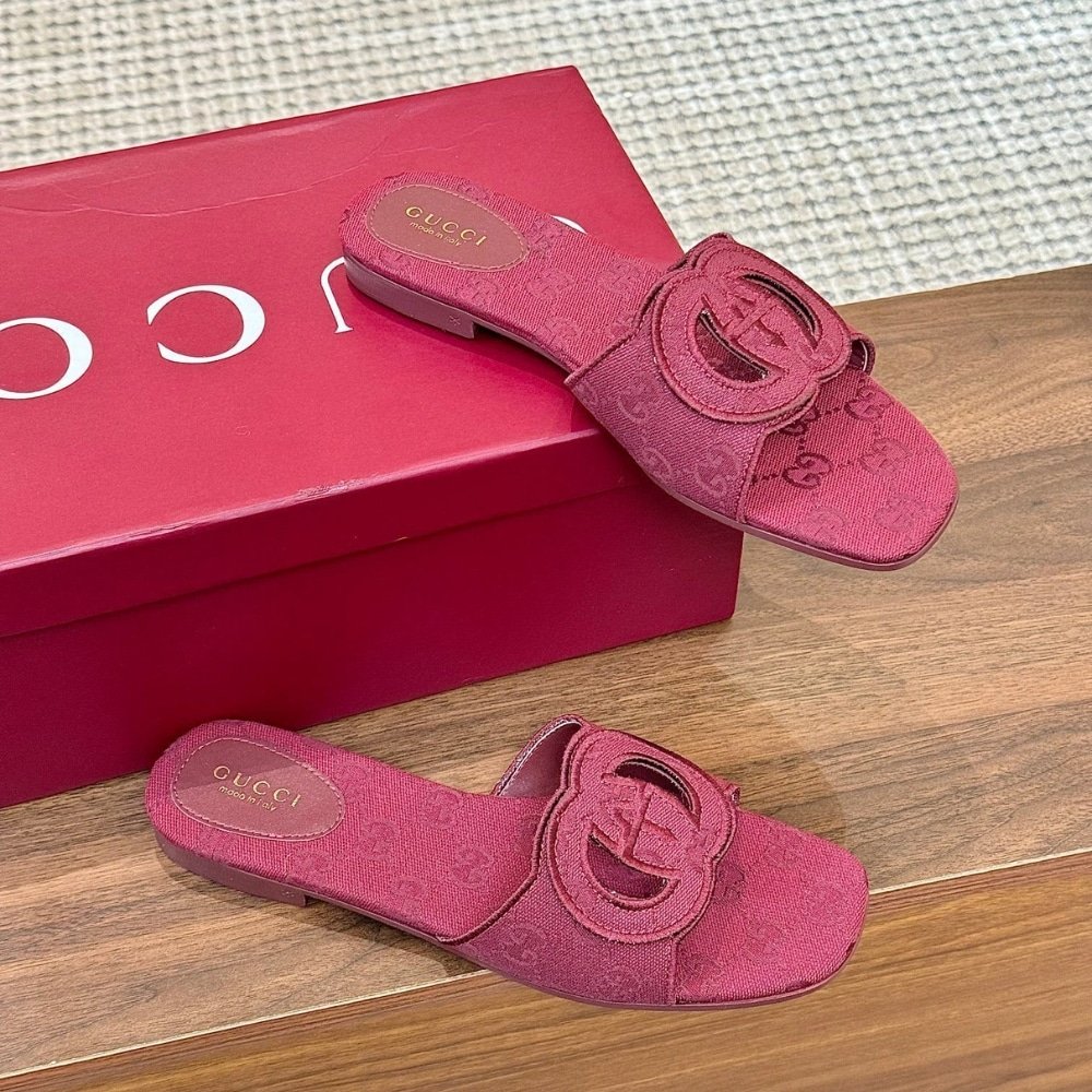 Gvc*1 Women Slide Sandal With Interlocking G Rosso Ancora Red Gg Canvas ‎790447 9Sf00 8549