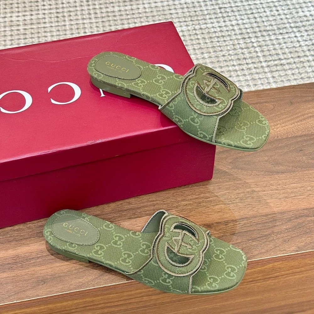 Gvc*1 Women Slide Sandal With Interlocking G Green Gg Canvas‎ ‎790447 9Sf00 3005