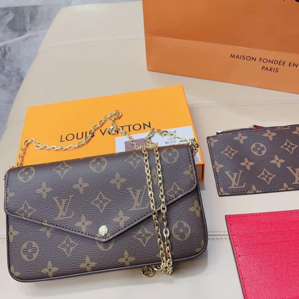 L0vis Vvtt0n Felicie Pochette Bag 21Cm M81896