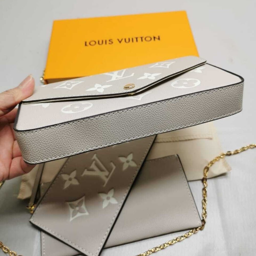 L0vis Vvtt0n Félicie Pochette Monogram Grey 21Cm M82610