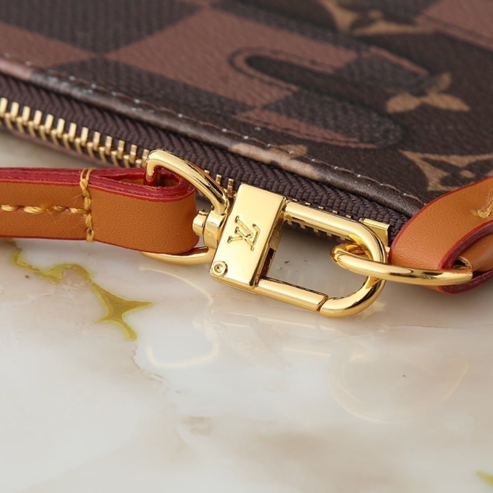 L0vis Vvtt0n Nevereverfull Brown 60Cm M26174