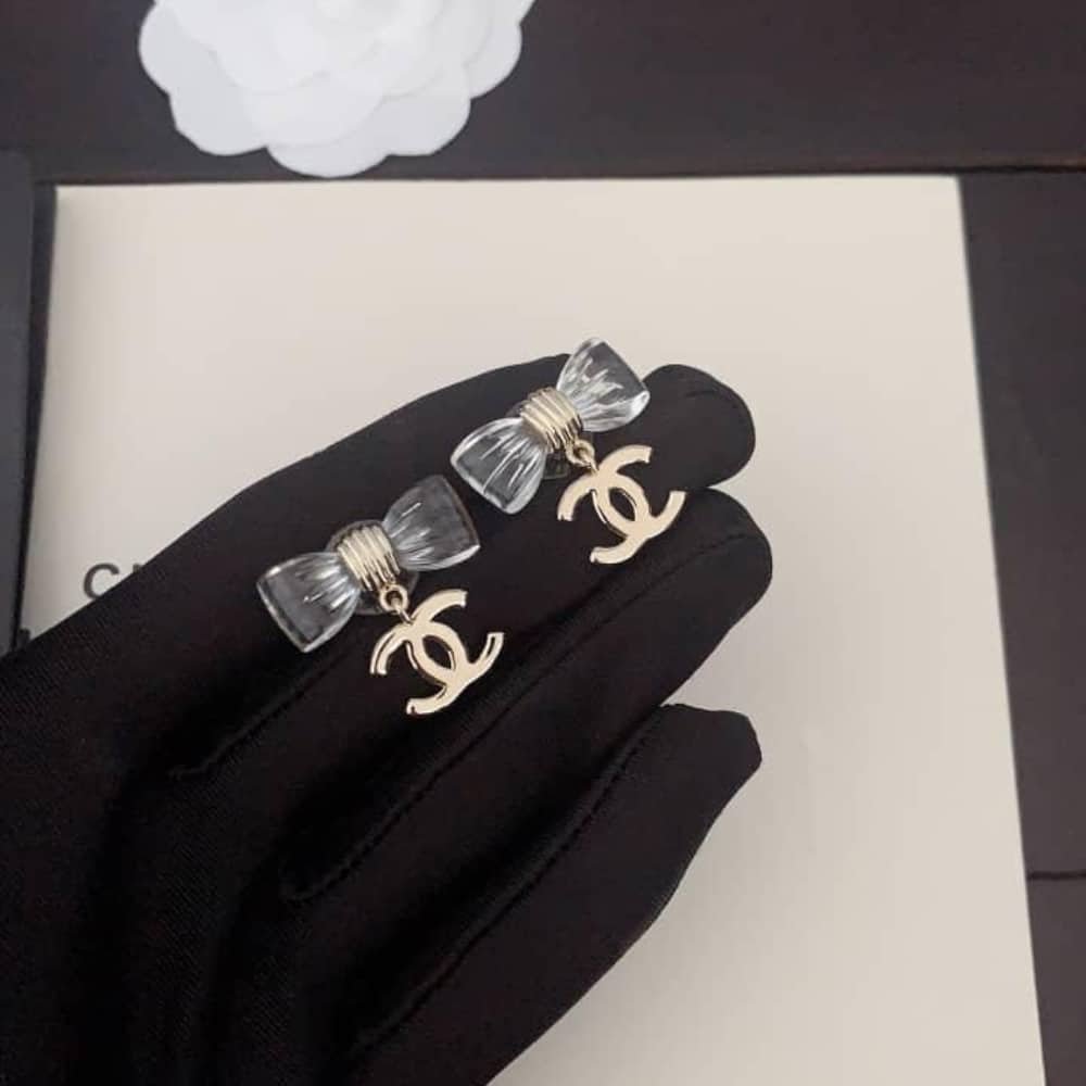 Ch**el D25 Cc Bow Earrings Gold Metal Abf537 B19997 Nafvg