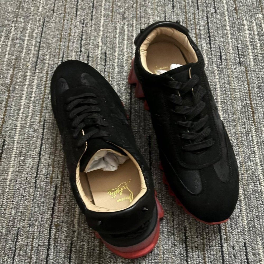 Chr1st1an Louboutin Loubishark Flat Black