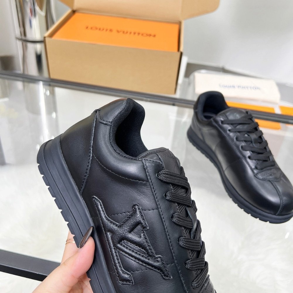 L0vis Vvtt0n Lv Buttersoft Sneaker Black 1AIKEJ