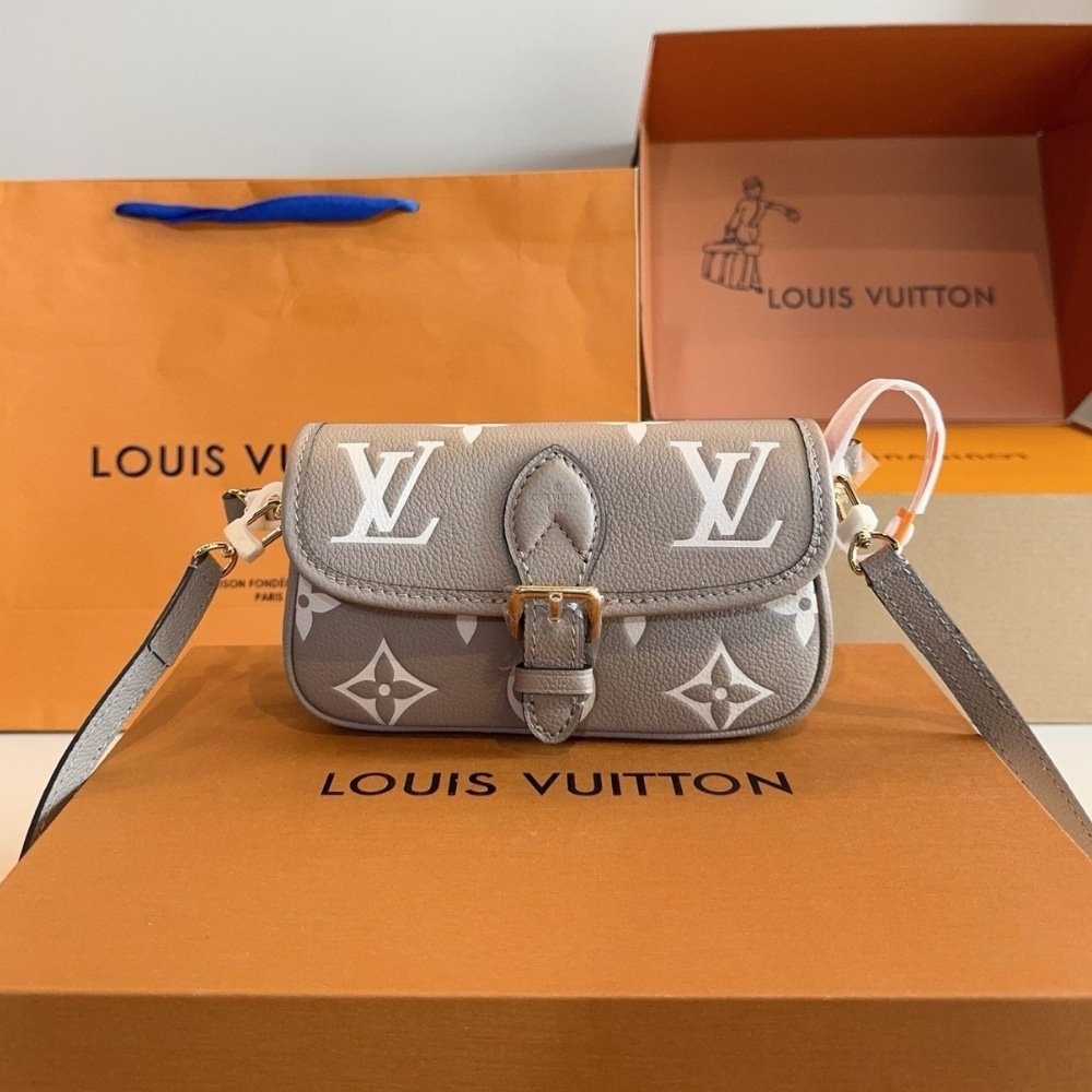 L0vis Vvtt0n Nano Diane Beige 19Cm M83300
