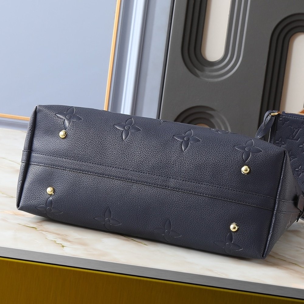 L0vis Vvtt0n Carryall MM Navy 39Cm M46669