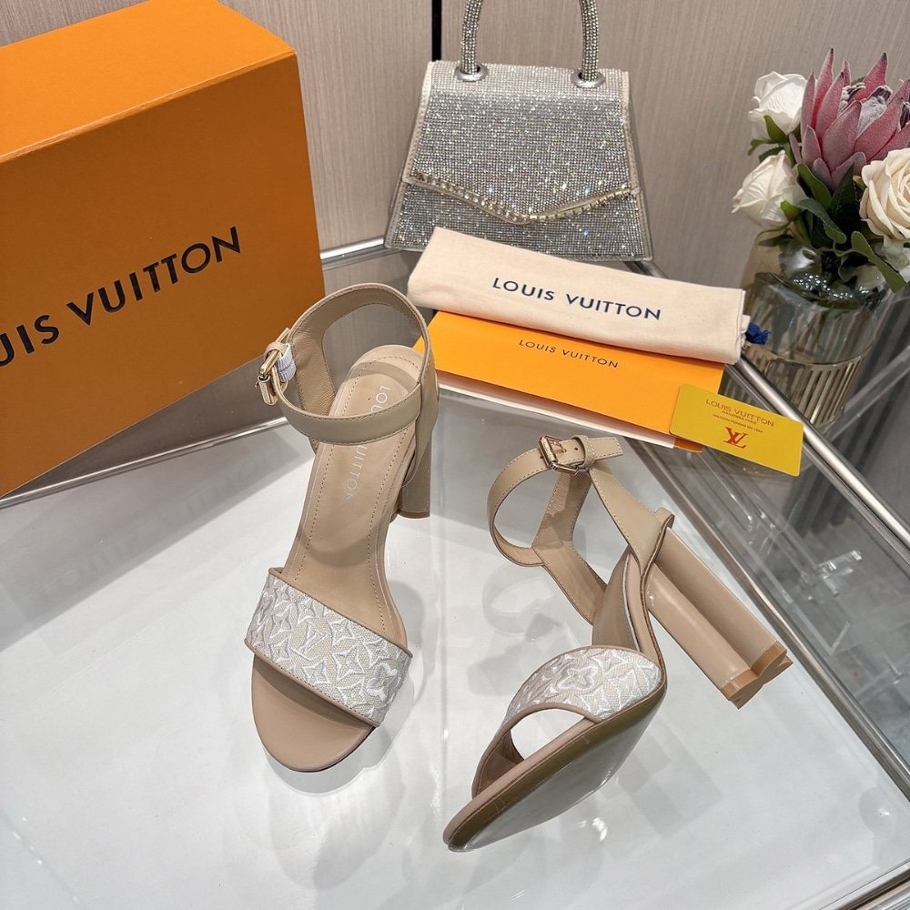 L0vis Vvtt0n Silhouette Sandal Beige 1Ahnsb