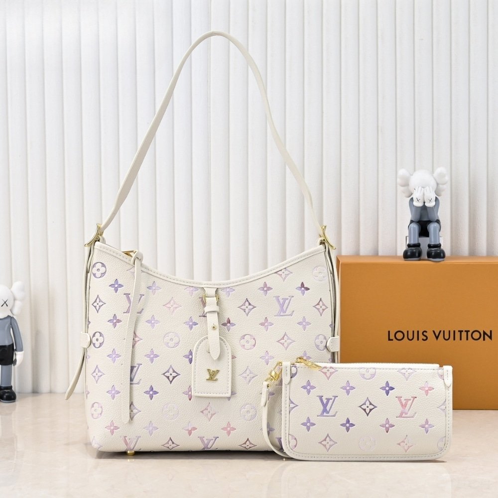 L0vis Vvtt0n Carry All PM Dream Cream 29Cm