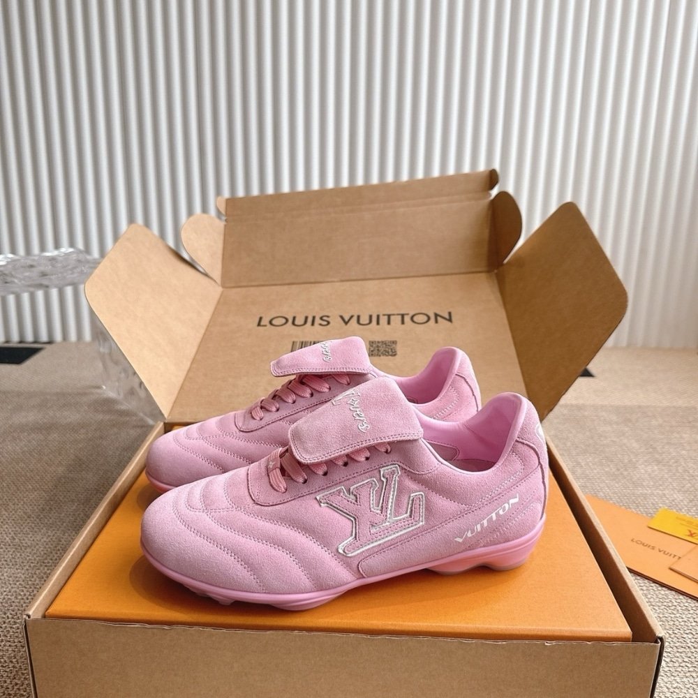 L0vis Vvtt0n Lv Footprint Soccer Pink 1Ahtyk