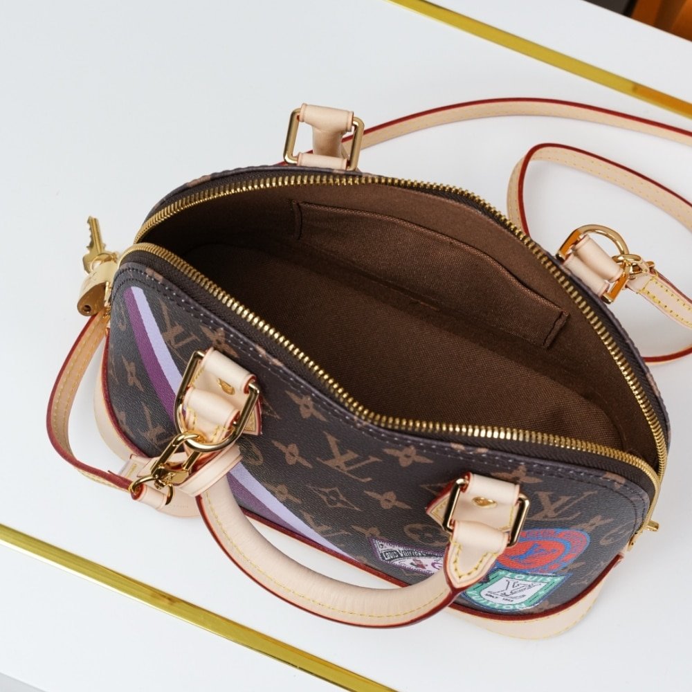 L0vis Vvtt0n Alma BB Mon Monogram Brown 23Cm P01917