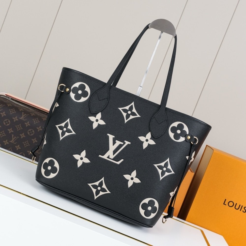 L0vis Vvtt0n Neverfull MM Black 31Cm M58907