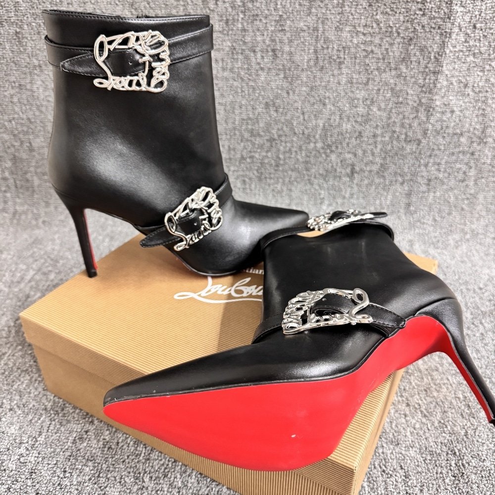 Chr1st1an Louboutin Giddylina 100 Leather Ankle Boots Black P00992472