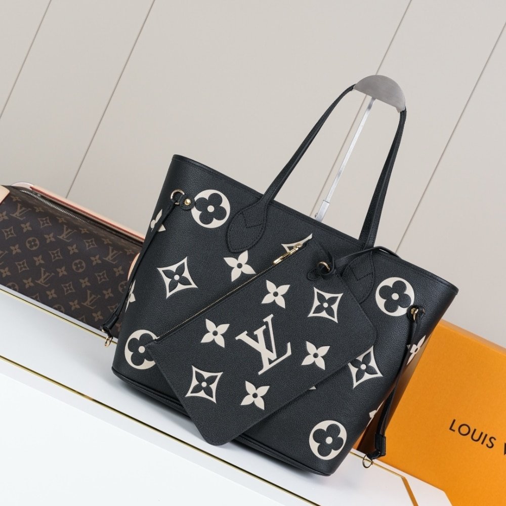L0vis Vvtt0n Neverfull MM Black 31Cm M58907